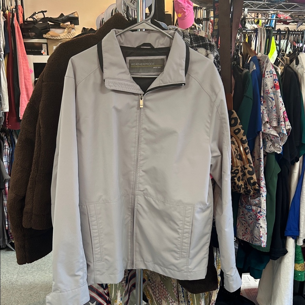 Weatherproof Men's Light Gray Windbreaker Medium